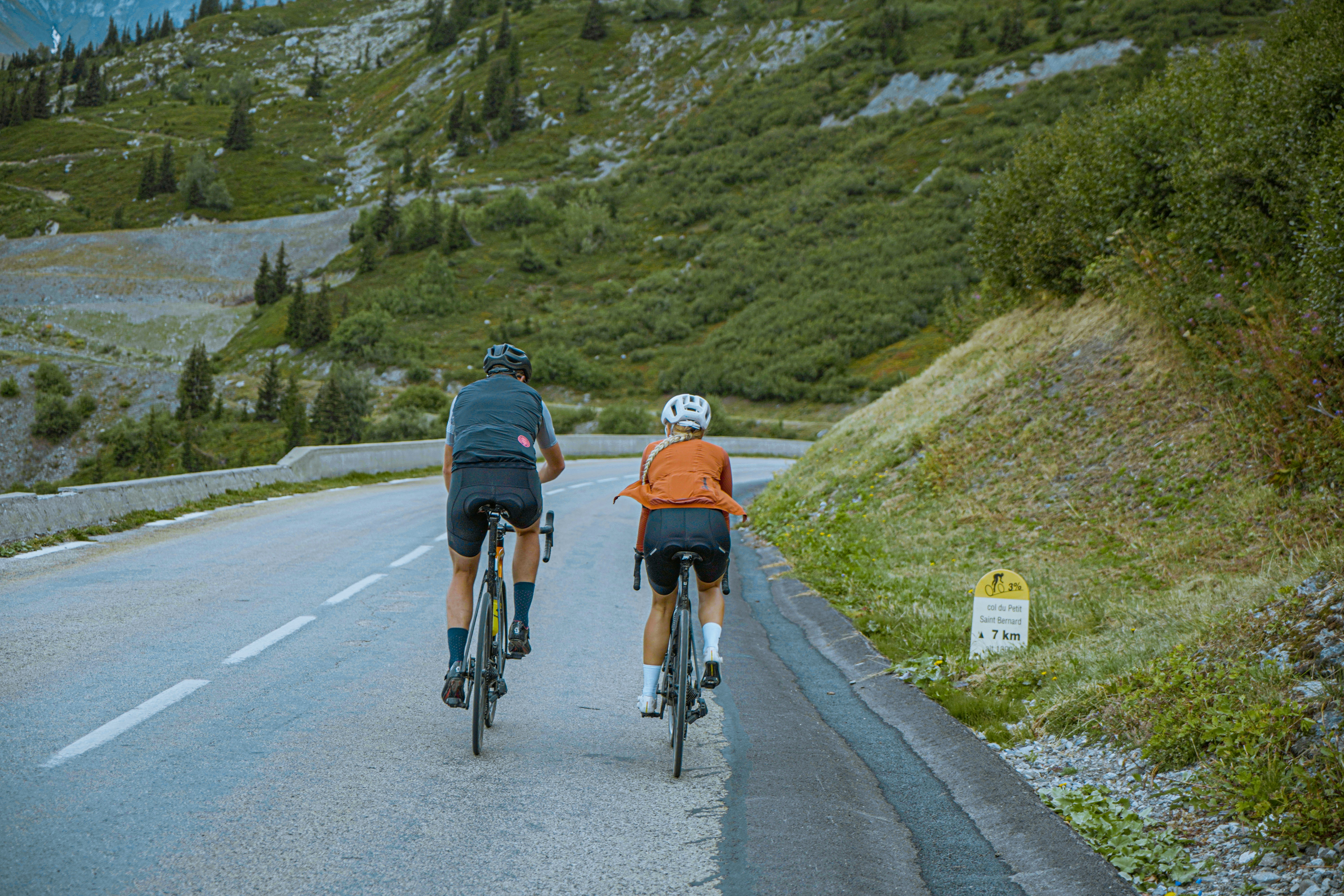 Vélo dans les Alpes